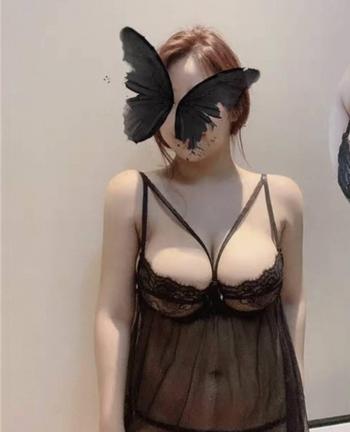 carly, 26 Asian female escort, Medicine Hat