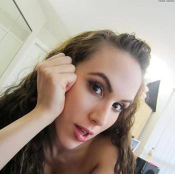 Hamander, 26 Caucasian/White female escort, Medicine Hat