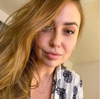 Donna, 28 Caucasian/White female escort, Medicine Hat